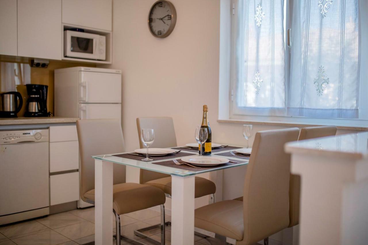 Lili Rab Apartman Rab Town Kültér fotó