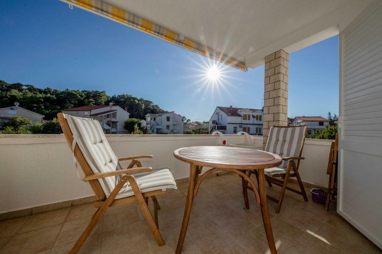 Lili Rab Apartman Rab Town Kültér fotó
